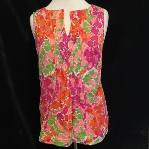 TALBOTS SLEEVELESS V-NECK MULTICOLORED SMOCKED TOP SIZE 10